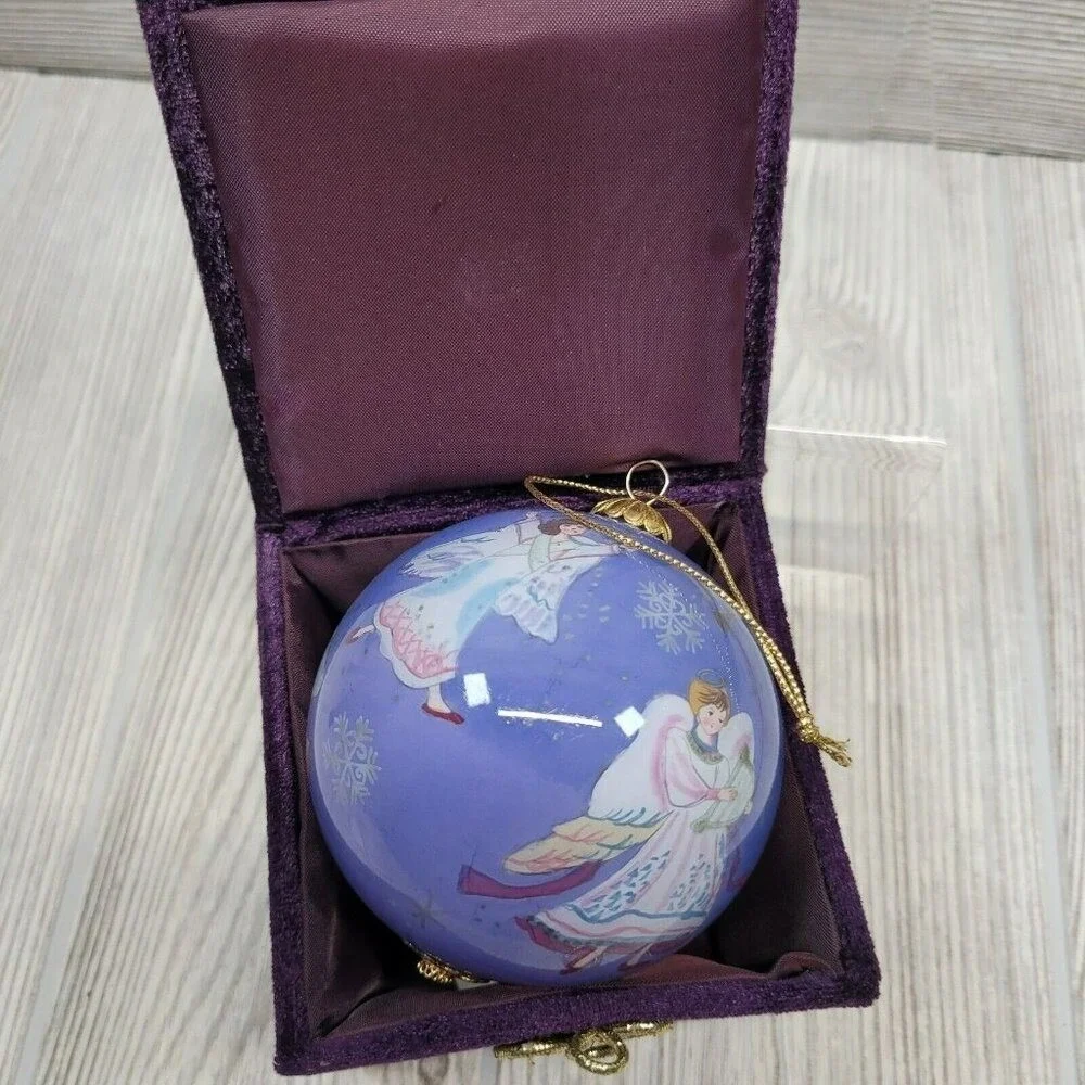 Pier 1‎ Li Bien Ornament 2004 Purple Angels Hand Painted Glass Boxed
